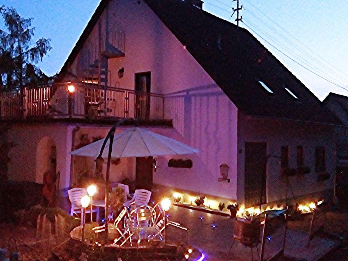 Apartamento Ferienhaus Wasgaublick Bundenthal Exterior foto